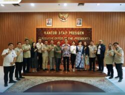 Plt. Deputi V Kepala Staf Kepresidenan Republik Indonesia, Terima Kunjungan Head of Economic Section Embassy of Japan dan Perwakilan Japan International Cooperation Agency di Gedung Bina Graha Jakarta.