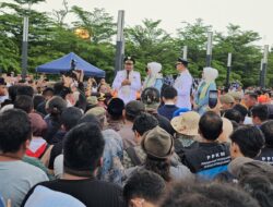 Bupati Majalengka H. Eman Suherman dan Wakil Bupati Dena Muhamad Ramdhan sampaikan Orasi Perdana di hadapan Ribuan Masa.