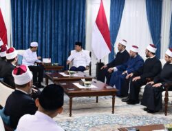 Presiden Prabowo Subianto Menerima Ustaz Adi Hidayat Bersama 10 Orang Guru dari Universitas Al-Azhar
