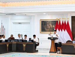 Presiden Prabowo Subianto Pimpin Sidang Kabinet Paripurna Kabinet Merah Putih