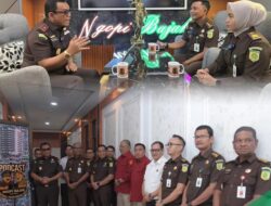 Kepala Kejaksaan Tinggi Aceh, Resmikan Ruangan Podcast Bidang Intelijen Kejaksaan Tinggi Aceh.