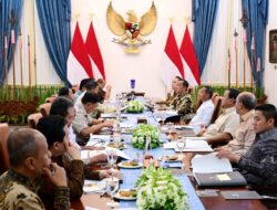 Presiden Prabowo Subianto Memanggil Sejumlah Menteri, Bahas Percepatan Proyek Hilirisasi Nasional.