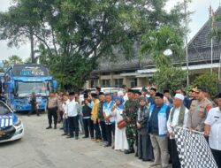 Bupati Majalengka, Eman Suherman Lepas Calon Jamaah Haji