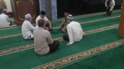 Danramil 1712/Jatiwangi Laksanakan Shalat Subuh Berjamaah Bersama Warga di Masjid Al Huriah
