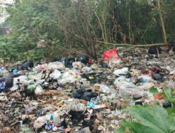 Cemari Lingkungan, Warung Seblak Dian, Diduga Buang Sampah/Limbah Sembarangan.