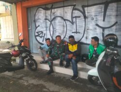 Tukang Ojek Online Jadi Sasaran Komsosnya Babinsa Kemlayan.