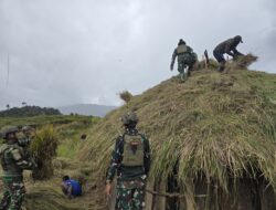 Satgas TNI Bangun Honal, Merawat Adat Menjaga Hati Rakyat.