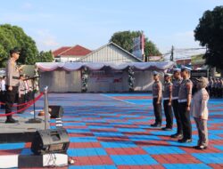 Kapolres Majalengka Pimpin Upacara Kenaikan Pangkat 77 Personil Bintara dan Satu Personil PNS