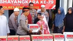 Berbagi Kebahagiaan di Jumat Berkah, Polres Bener Meriah Bagikan Nasi Kotak Kepada Jamah Sholat Jumat di Masjid Al-Amilin