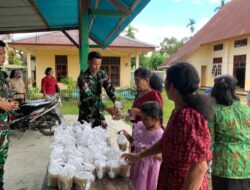 Minggu Penuh Damai, Satgas Yonif 131/Brajasakti Berbagi Kasih di Gereja GKI Perbatasan Papua