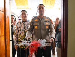 Bersama Dirdik KPK Brigjen Pol Asep Guntur, Kapolres Majalengka Resmikan Rutilahu dan Bagikan Paket Sembako