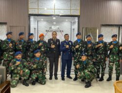Peringati Hari Bhayangkara ke-79, Kapolres Majalengka Terima Kejutan Kue Ulang Tahun Dari Danlanud S. Sukani