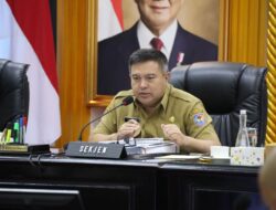 Sekjen Kemendagri Tekankan Pentingnya Pemda Antisipasi Kenaikan Harga Bahan Pokok dan Dukung Program Tiga Juta Rumah