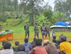 Hangat dalam Pelukan Merah Putih: Satgas TNI Berbagi di Ujung Negeri
