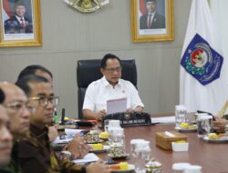 Mendagri Minta Kepala Daerah Hadir dan Simak Arahan Presiden saat Launching Kopdeskel Merah Putih