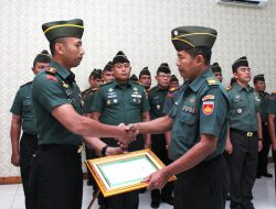 Dandim Boyolali Pimpin Tradisi Purna Tugas, Beri Penghargaan Pada Prajurit yang Mengabdi