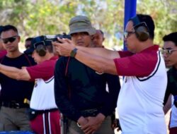 Perkuat Sinergi dan Dialog Terbuka, Kapolda NTT Gelar Gelar Coffee Morning dan Latihan Menembak Bersama Wartawan