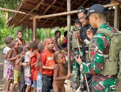 Keceriaan di Perbatasan Indonesia Papua Bersama Satgas Yonif 131/Brajasakti