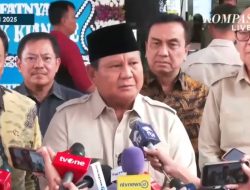 Kata Presiden Prabowo Usai Melayat Kwik Kian Gie di Rumah Duka RSPAD: Kehilangan Putra Terbaik