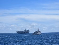 Unsur KRI dan Pesawat Udara TNI AL Passing Exercise dengan UK Carrier Strike Group HMS Prince of Wales