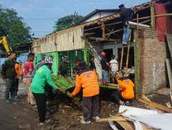 Memasuki Hari Ke-14, Sasaran Fisik Perbaikan Saluran Air Terus Dikebut Satgas TMMD Reguler Ke-125 Kodim 0735/Surakarta
