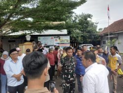 Danramil Dawuan Dampingi Bupati Majalengka Tinjau Pengaspalan Jalan di Desa Leuwikidang
