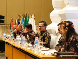 Wamendagri Bima Arya Tekankan Pentingnya Keselarasan Pertumbuhan Ekonomi dan Pelestarian Budaya