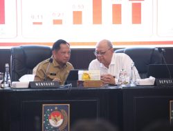 Tumbuhkan Perekonomian Daerah, Mendagri dan Menteri UMKM Bahas Optimalisasi Pemanfaatan Stadion Sepak Bola