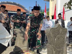 Peringatan HUT RI ke-80, Dandim Majalengka Kenang Perjuangan KH. Abdul Halim Lewat Ziarah Makam Pahlawan