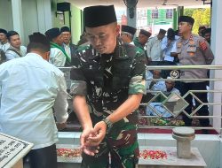 Dandim Majalengka Bersama Rombongan Gelar Ziarah ke Makam Pahlawan Nasional KH Abdul Chalim
