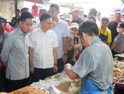 Kapolda Kalbar Dampingi Wapres Gibran Tinjau Pasar Plamboyan Pontianak