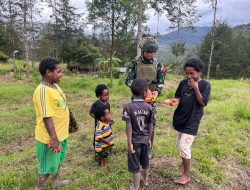 Safari Honai Satgas Yonif 700: Dari Sentuhan Kesehatan hingga Senyum Anak Papua