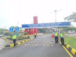 Polres Majalengka Gelar Penyekatan Antisipasi Aksi UNRAS Ke Gedung Sate Bandung