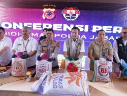 Polda Jabar Ungkap Kecurangan Produksi dan Peredaran Beras Tidak Sesuai Standar Mutu, Enam Tersangka Diamankan