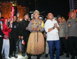 Kapolri dan Mensesneg Tinjau Panggung Rakyat di HI, Masyarakat Antusias