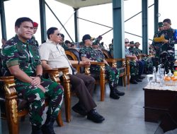 Panglima TNI Dampingi Menhan RI Tinjau Latihan Puncak Super Garuda Shield di Baturaja