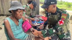 Satgas Yonif 131/Brajasakti Gelar Pelayanan Kesehatan di Kampung Sawiyatami