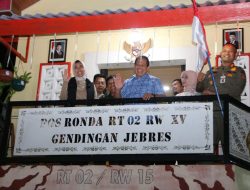 Irjen Kemendagri Monitor Langsung Pelaksanaan Siskamling di Surakarta