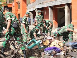 Pasca Banjir Bali, Kodam IX/Udayana Terjunkan Ratusan Prajurit Bantu Evakuasi dan Distribusi Bantuan