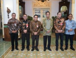 Sambangi Provinsi DIY, Kemendagri Dorong Pemda Optimalkan Siskamling dan Pastikan Situasi Kamtibmas Aman