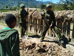Satgas Yonif 700/WYC Pos Gome Bangun Ketahanan Pangan Bersama Warga Yenggernok