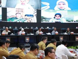 Mendagri Imbau Daerah yang Inflasinya Tinggi Perkuat Koordinasi Pengendalian dengan BPS hingga Bulog