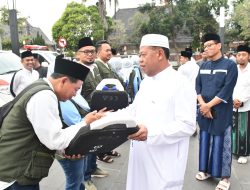Untuk meningkatkan Layanan Kesehatan Bupati Majalengka Serahkan 7 Unit Ambulans untuk Puskesmas