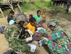 Jejak Pengabdian Prajurit Loreng di Mayuberi: TNI Hadir dengan Kepedulian dan Kasih