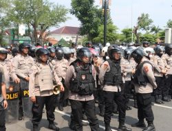 Kapolres Majalengka Pimpin Langsung Pengamanan Aksi unjuk Rasa Aliansi BEM Se-Majalengka Berjalan Kondusif dan Damai