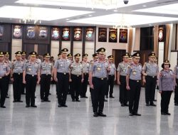27 Pati Polri Naik Pangkat