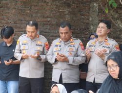 Kapolres Majalengka Takjiah Sekaligus Hadiri Pemakaman Wakil Rektor III Universitas Majalengka