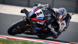 Toprak Razgatlioglu Rebut Kemenangan WorldSBK Aragon 2025