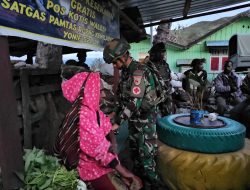 Satgas Yonif 521/DY Gelar Kesehatan Gratis di Distrik Walesi