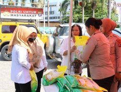Bantu Masyarakat Dapatkan Beras Murah, Polda Kalteng Gelar Gerakan Pangan Murah di Pos Lantas Bundaran Besar